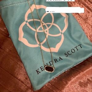 Kendra Scott Necklace. NEW NEVER WORN.